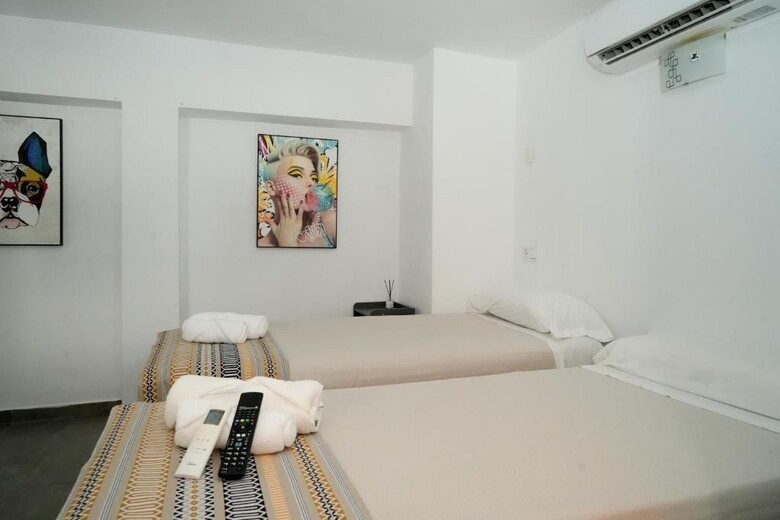 Hostal New Art Beach Hostel- Albergue Juvenil