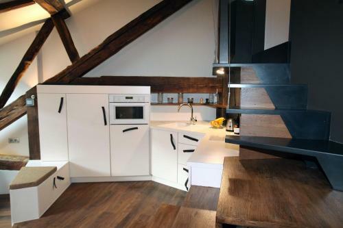 Old Town Apartment In Annecy