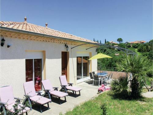 Three-bedroom Holiday Home In Aubenas