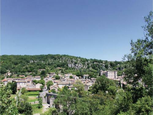 Three-bedroom Holiday Home In Aubenas