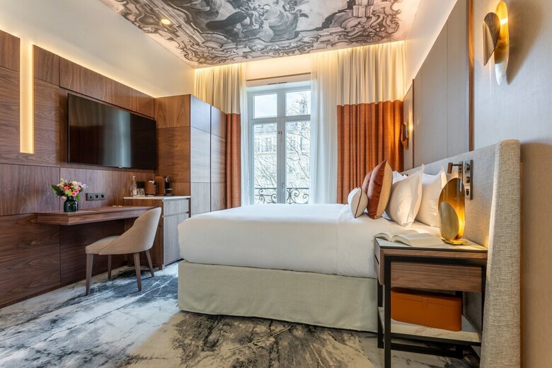 Hotel Intercontinental Paris Avenue Marceau