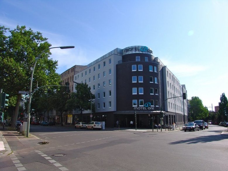 Hotel Motel One Berlin-bellevue