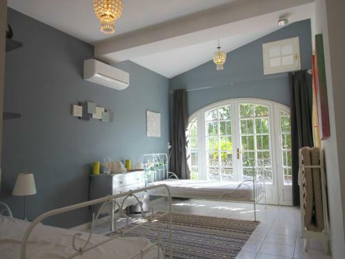 Holiday Home Maison Lei Roucas