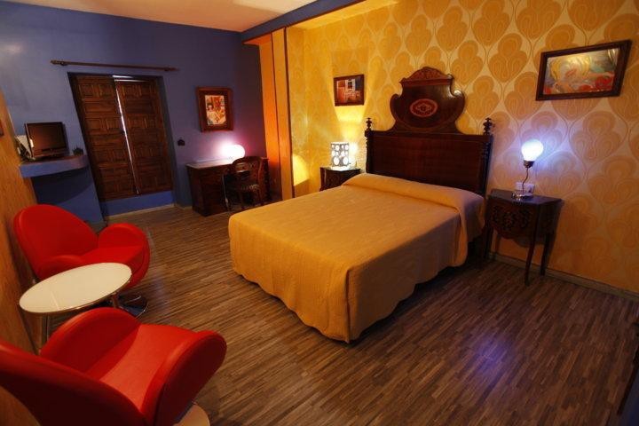 Hotel Enfrente Arte