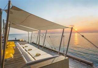 Hotel W Retreat & Spa Maldives