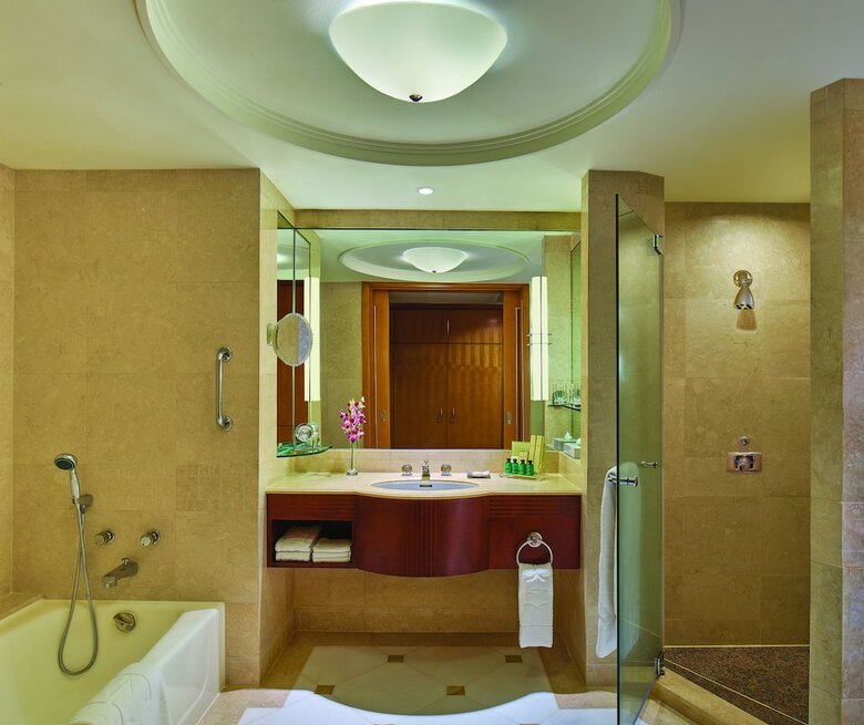 Hotel Makati Shangri-la Manila (dlx)