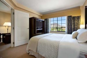 Embassy Suites La Quinta - Hotel & Spa