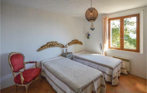 Three-bedroom Holiday Home In Speracedes