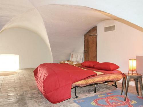 Four-bedroom Holiday Home In Viviers