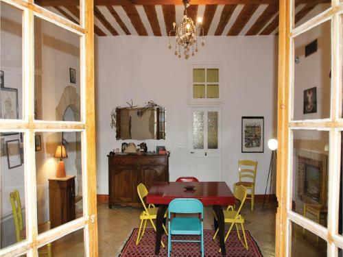 Four-bedroom Holiday Home In Viviers