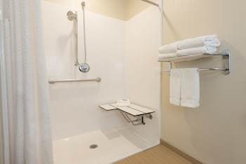 Holiday Inn Express Hotel  Suites Grand Rapid