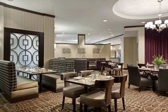 Hotel Embassy Suites St. Louis - Airport