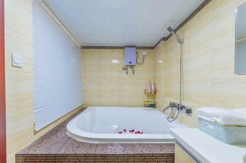 Nanjing Tangshan Private Hot Spring Apartment
