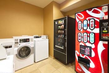 Holiday Inn Express Hotel  Suites Little Rock