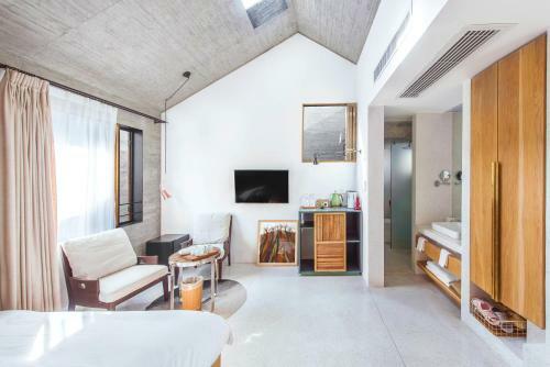 Sunyata Hotel