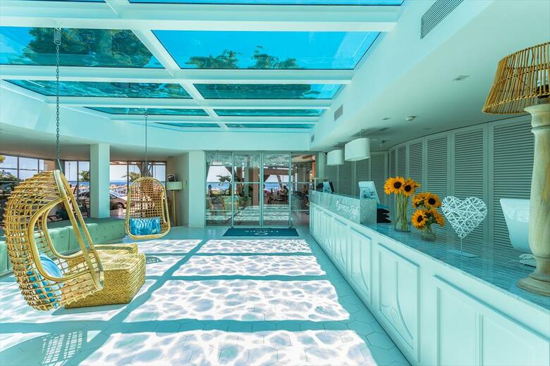 Hotel Fergus Style Palmanova