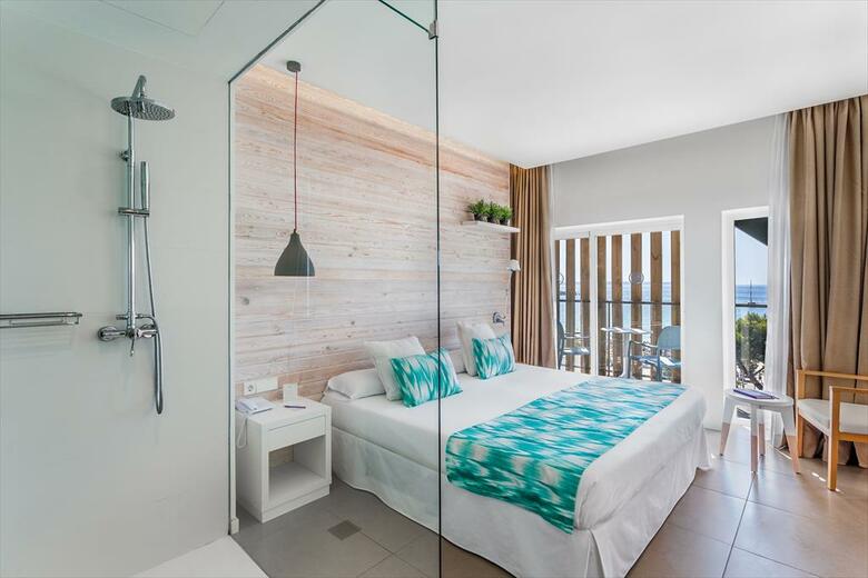 Hotel Fergus Style Palmanova