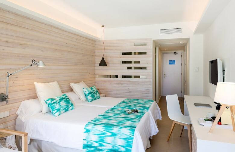 Hotel Fergus Style Palmanova