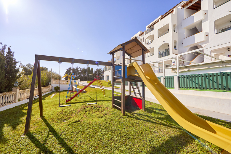 Apartamentos Holiday Center