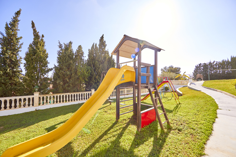 Apartamentos Holiday Center