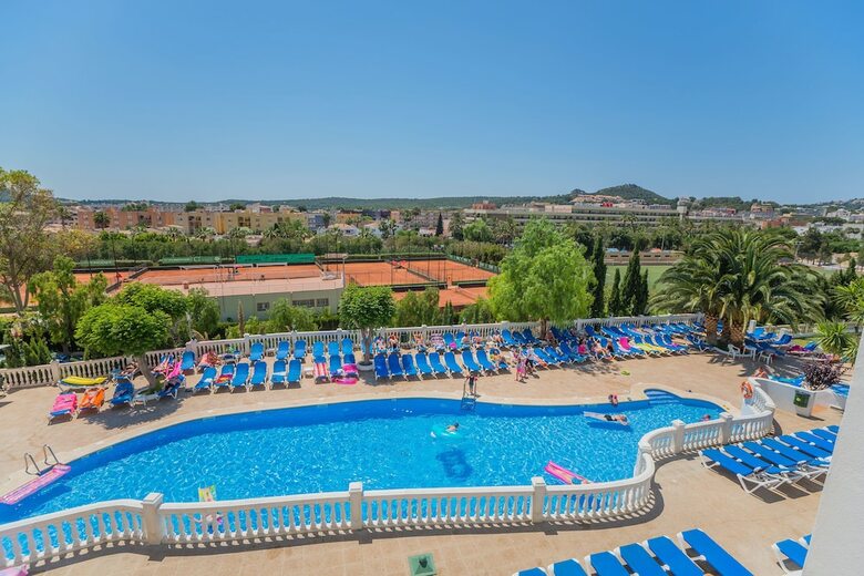 Apartamentos Holiday Center
