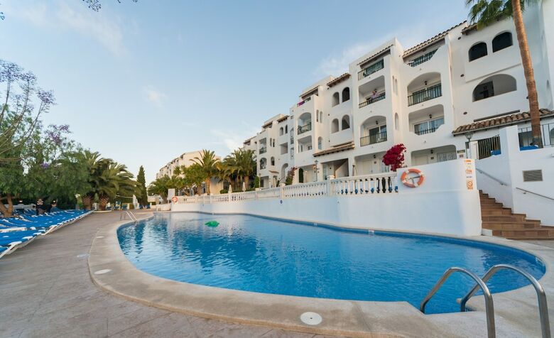 Apartamentos Holiday Center