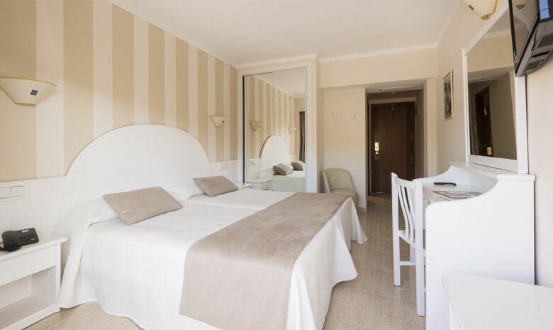Reverence Life Hotel - Adults Only