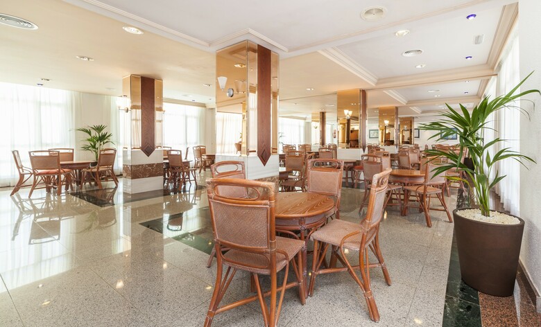Hotel Globales Condes De Alcudia