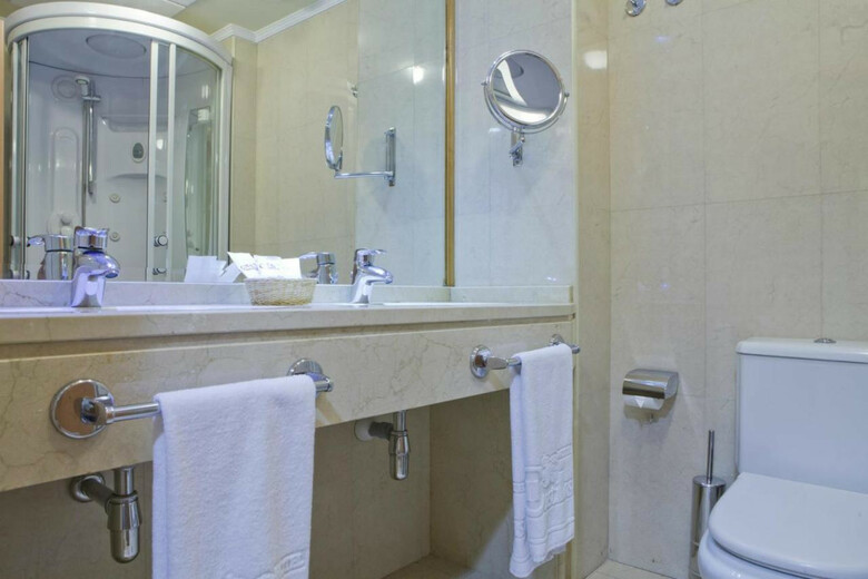 Hotel II Castillas