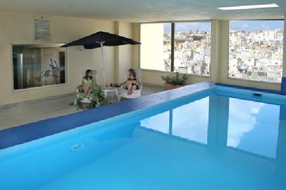 Bayview Hotel & Apartments