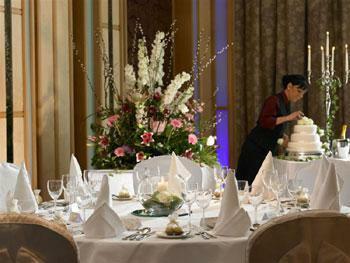 Carlton Shearwater Hotel