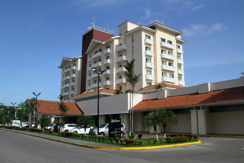 Radisson Col�n 2000 Hotel & Casino
