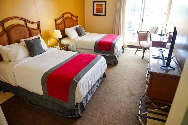 Radisson Col�n 2000 Hotel & Casino