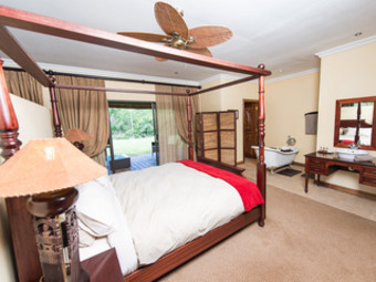 Hotel Mpongo Private Game Reserve