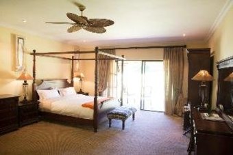 Hotel Mpongo Private Game Reserve