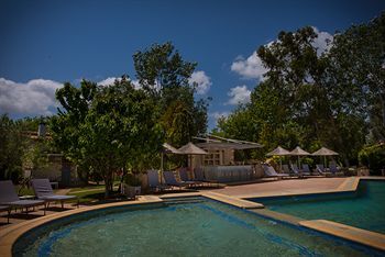 Petrino Suites Hotel