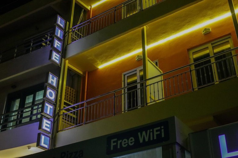 Life Boutique Hotel