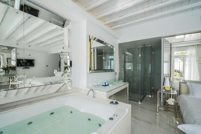 La Residence Mykonos Hotel Suites