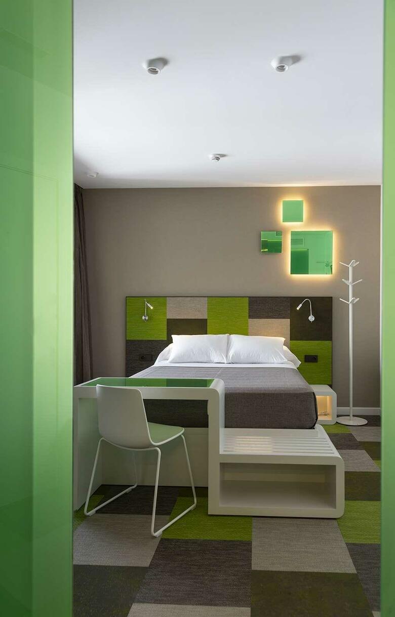 Hotel Macia Sevilla Kubb