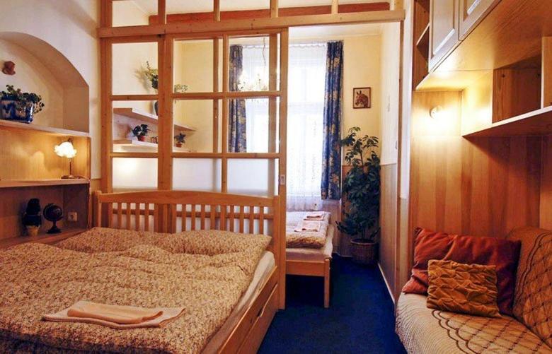 Alice Apartment House