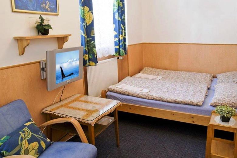 Alice Apartment House