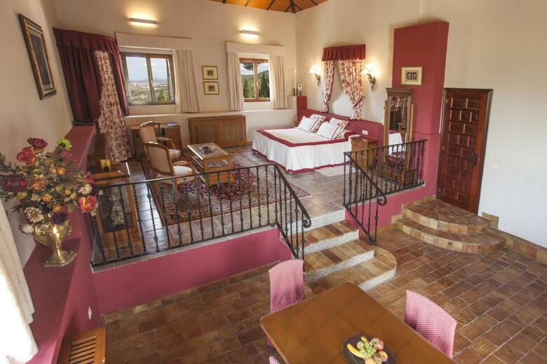 Hotel Mas�a La Mota