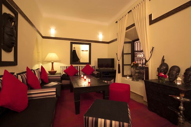 Albergue Riad Dar Alfarah