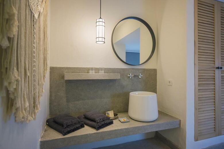 Yacht Boutique Hotel