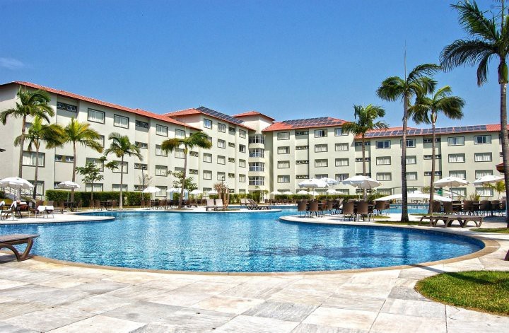 Tau� Hotel & Convention