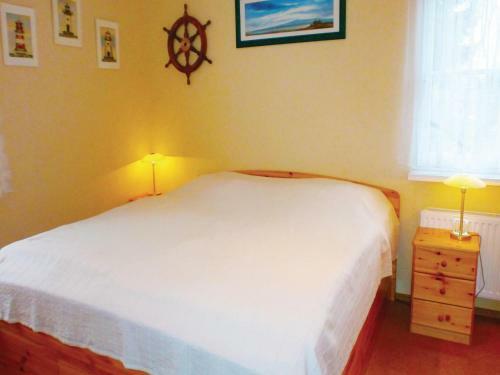 Two-bedroom Apartment With A Fireplace In Putbus