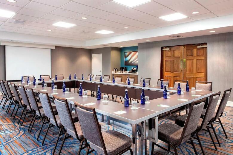 Hotel Courtyard By Marriott - Barefoot Landing