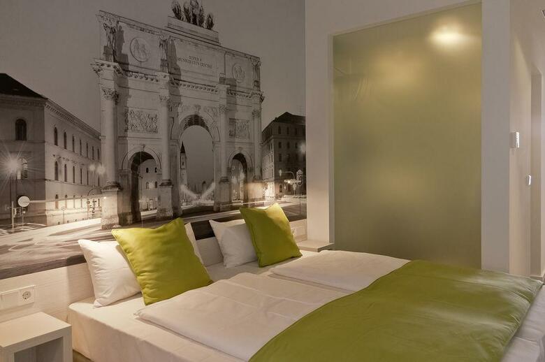 Hotel Super 8 By Wyndham Munich City West