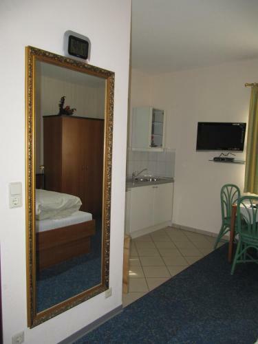 Hotel Altes Zollhaus Am Klinikum