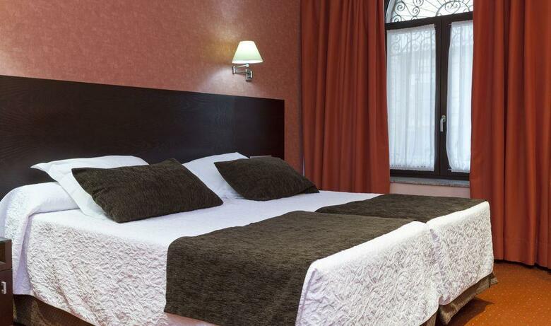 Hotel San Juan de Los Reyes